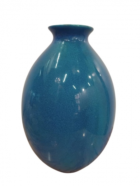Vaso de ceramica Belga 'BOCH FÉRES craquelado., na tonalidade azul. Mede: 21 cm de diâmetro 31 cm de alt.
