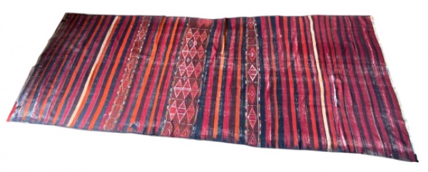 Tapete Kilim no estado 1,55x4,07=6,30m²