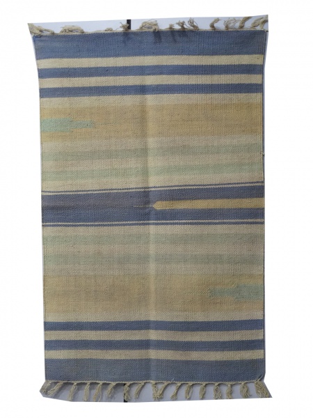 Tapete Kilim, 0,91 x 0,58 = 0,52 m2.