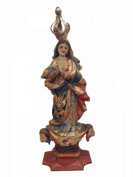 Nossa senhora da Conceição. Mede 30 cm de alt e com a coroa 35 cm de alt