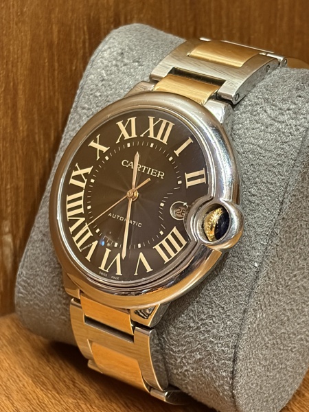 Relógio Cartier Ballon Bleu 42mm Steel Rose Gold Chocolate Dial Men's Watch 3001, caixa 42 mm de aço e ouro, movimento automático, visor de saphira, mostrador castanho,bracelete de aço e ouro, fecho d