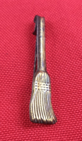Arte . Alfinete de lapela (ou pin/broche) de campanha política foto 6