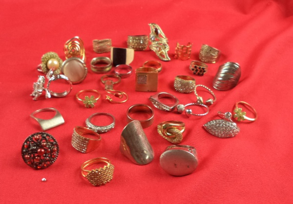 Arte . Lote misto de bijuterias e acessórios vintage/antigos, foto 4