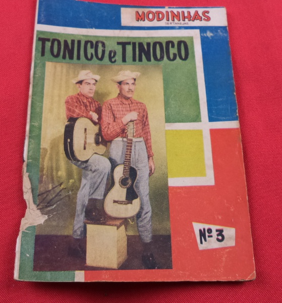 Arte . Lote composto por cinco calendários de bolso, tema femi foto 3