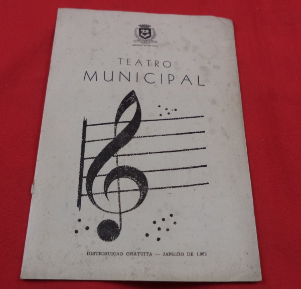 Arte . Programa/opúsculo teatral original da peça Amor sem Des foto 1