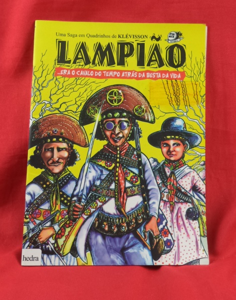 Arte . Livro adaptação em quadrinhos da obra clássica "Cas foto 5