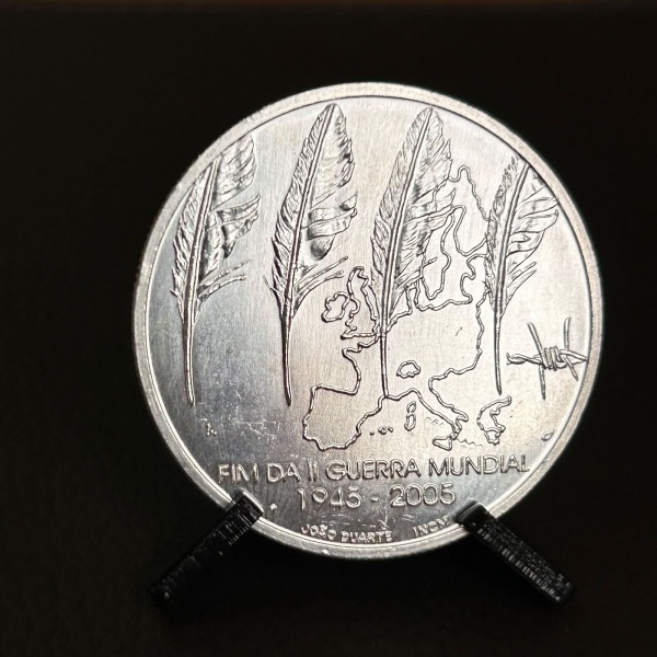 Lote 61 Portugal - 8 Euros De 2005, Prata 500, 21,1gr, 36mm. FLOR DE CUNHO - ... Valor inicial: R$ 1
