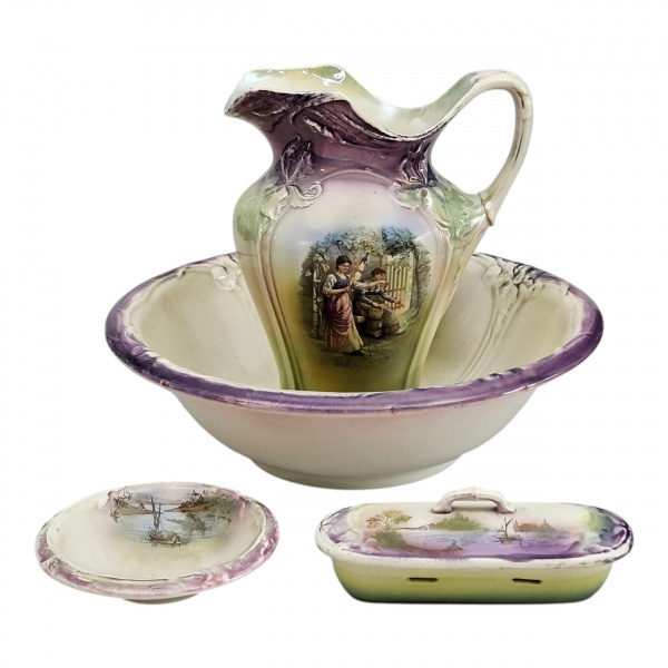 Conjunto de gomil, lavanda, saboneteira, porta escova e caixa para prendas, total 5 peças porcelana alemã, da cidade de Bonn, fabricante Franz Anton Mehlem, final do séc. XIX começo do XX, entre 1890