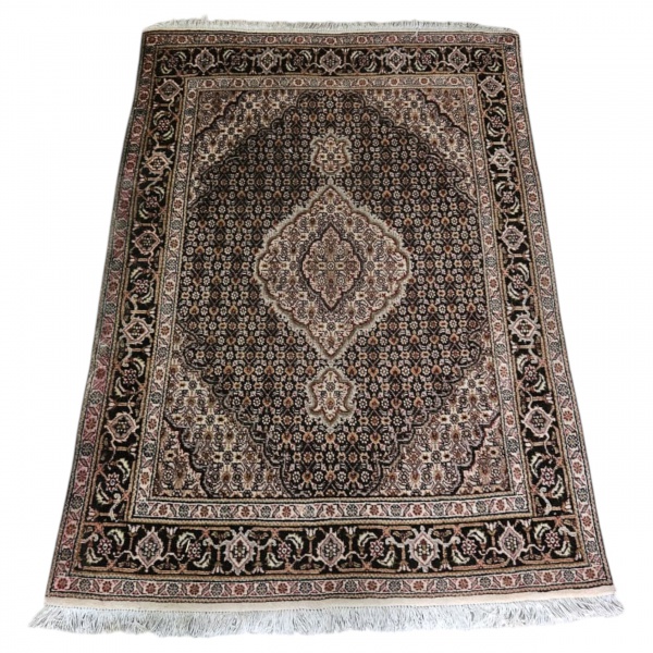 Tapete Tabriz, 1,48 x 1,04 = 1,53m².