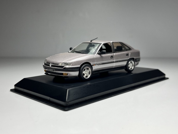 Porsche 911 GT Prata - Vitesse Escala 1/43 miniatura em