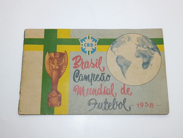 Joias . Álbum de figurinhas Brasil Campeão da Copa do mundo de 1958 Editora Aquarela , ...