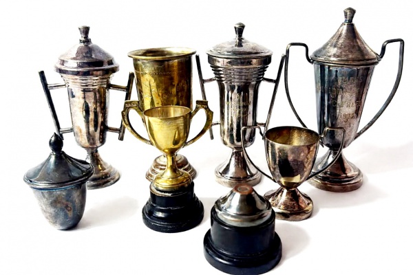 Joias . H. HELLER - Belíssima escultura produzida em bronzem re foto 2