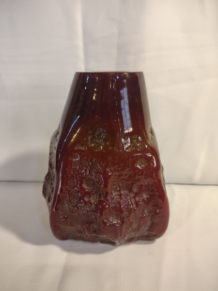 VASO ESCULTÓRICO EM VIDRO DE VANGUARDA  CRISTALERÍA QUERANDÍ BRUTALISTA (1975) IDENTIFICAÇÃO DE ACE