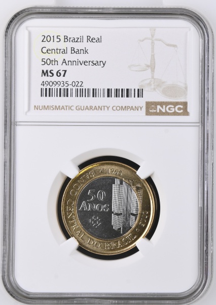 MOEDA DO BRASIL DE 1 REAL COMEMORATIVA BANCO CENTRAL 50º ANIVERSÁRIO (1965-2015) NGC MS 67- FLOR DE CUNHO EXCEPCIONAL