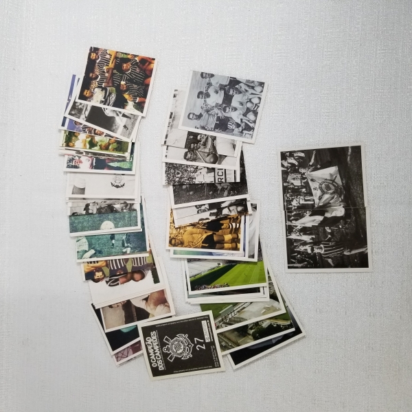 Figurinhas Corinthians Panini (variação 2). Caso as informações descritas neste lote não sejam suficientes para sanar suas dúvidas, mande um WhatsApp para (11) 91264-3806 ou envie um e-mail para conta