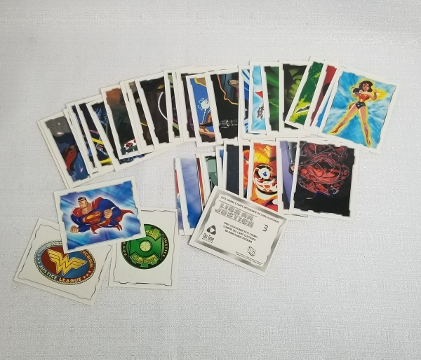 Figurinhas `Liga da justiça` sem repetições. Caso as informações descritas neste lote não sejam suficientes para sanar suas dúvidas, mande um WhatsApp para (11) 91264-3806 ou envie um e-mail para cont