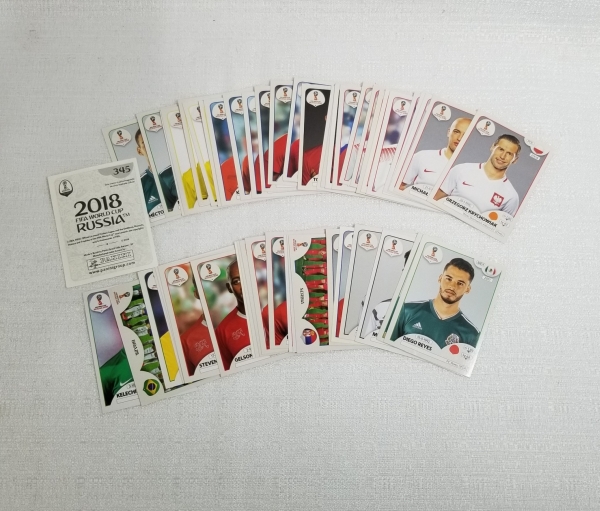Figurinhas `Copa 2018` figurinhas variando de 345 a 605 sem repetições. Caso as informações descritas neste lote não sejam suficientes para sanar suas dúvidas, mande um WhatsApp para (11) 91264-3806 o