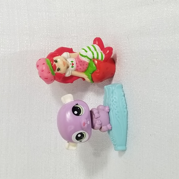 Brinquedos Sortidos. Caso as informações descritas neste lote não sejam suficientes para sanar suas dúvidas, mande um WhatsApp para (11) 91264-3806 ou envie um e-mail para contato@retroversoleiloes.co