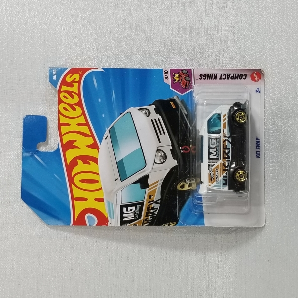 Hot Wheels Kei Swap. Caso as informações descritas neste lote não sejam suficientes para sanar suas dúvidas, mande um WhatsApp para (11) 91264-3806 ou envie um e-mail para contato@retroversoleiloes.co
