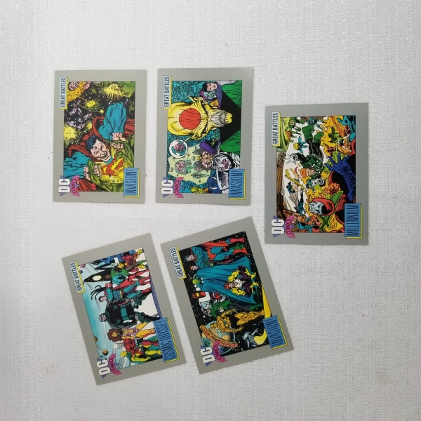 Card´s DC Comics em ótimo estado (variação 1). Caso as informações descritas neste lote não sejam suficientes para sanar suas dúvidas, mande um WhatsApp para (11) 91264-3806 ou envie um e-mail para co