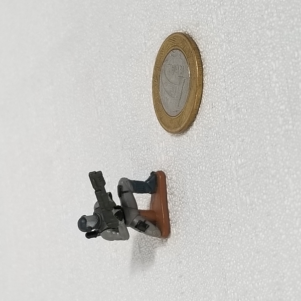 Boneco Militar antigo articulado (variação 2) anos 90. Caso as informações descritas neste lote não sejam suficientes para sanar suas dúvidas, mande um WhatsApp para (11) 91264-3806 ou envie um e-mail