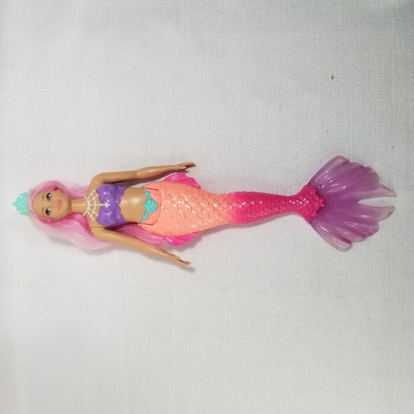 Barbie Sereia (variação 1). Caso as informações descritas neste lote não sejam suficientes para sanar suas dúvidas, mande um WhatsApp para (11) 91264-3806 ou envie um e-mail para contato@retroversolei