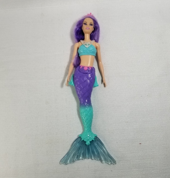 Barbie Sereia (variação 2). Caso as informações descritas neste lote não sejam suficientes para sanar suas dúvidas, mande um WhatsApp para (11) 91264-3806 ou envie um e-mail para contato@retroversolei