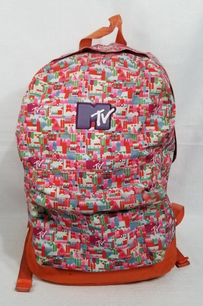 Mochila MTV em bom estado usada. Caso as informações descritas neste lote não sejam suficientes para sanar suas dúvidas, mande um WhatsApp para (11) 91264-3806 ou envie um e-mail para contato@retrover