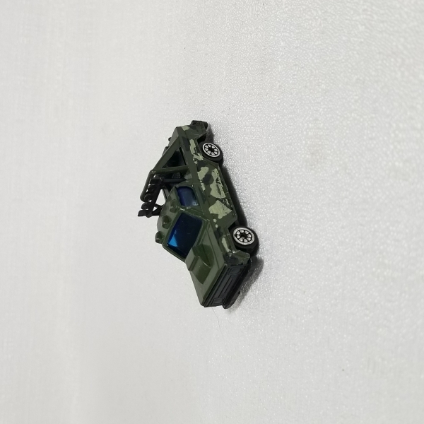 Diecast Militar antigo anos 90, item de colecionador nunca usado (variação 3) 1/64. Caso as informações descritas neste lote não sejam suficientes para sanar suas dúvidas, mande um WhatsApp para (11)