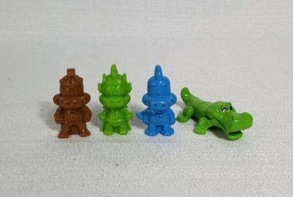 Brinquedos Dino Danoninho e jacaré kinder ovo. Caso as informações descritas neste lote não sejam suficientes para sanar suas dúvidas, mande um WhatsApp para (11) 91264-3806 ou envie um e-mail para co