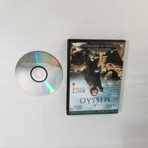 DVD A Missão. Caso as informações descritas neste lote não sejam suficientes para sanar suas dúvidas, mande um WhatsApp para (11) 91264-3806 ou envie um e-mail para contato@retroversoleiloes.com.br qu