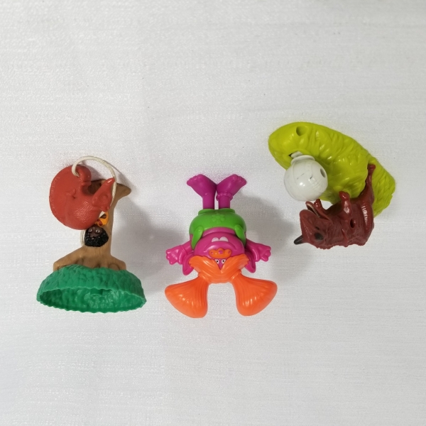Brinquedos sortidos (variação R7). Caso as informações descritas neste lote não sejam suficientes para sanar suas dúvidas, mande um WhatsApp para (11) 91264-3806 ou envie um e-mail para contato@retrov