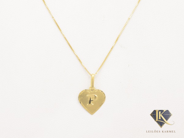 Colar + Pingente Coração c/ Inicial P de 1,5cm x 1cm em Ouro Amarelo 18K, cm de comprimento, peso de 1,4 gramas. Acompanha Certificado de Garantia Leilões Karmel.