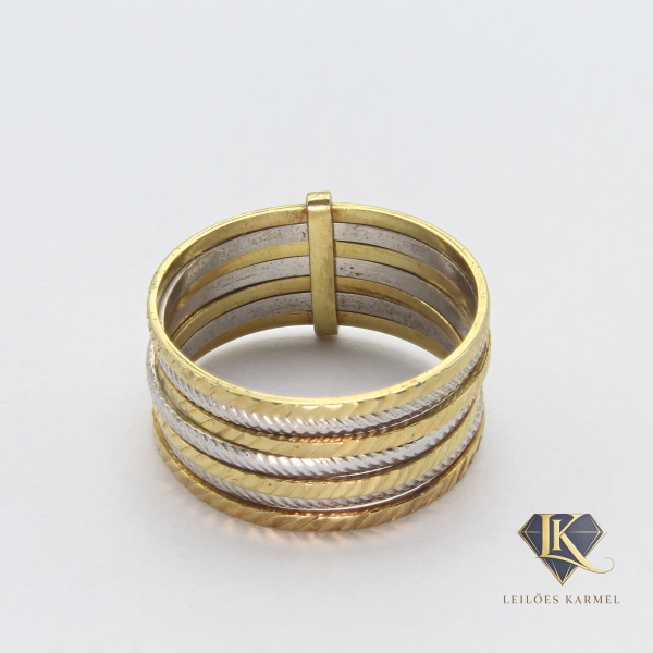Anel Multi Aros Ouro Amarelo e Branco 18K, Aro 15, Peso de 4.2 gr. Acompanha Certificado de Garantia Leilões Karmel.