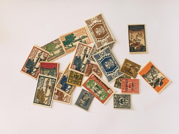 Wallis - 20 selos variados