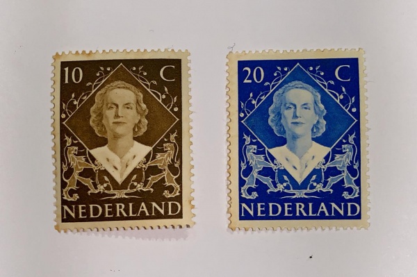 Holanda - num 497/8 - novos - mint NH e leves pontos de óxido