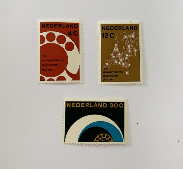 Holanda - num 752/4 - novos - mint NH