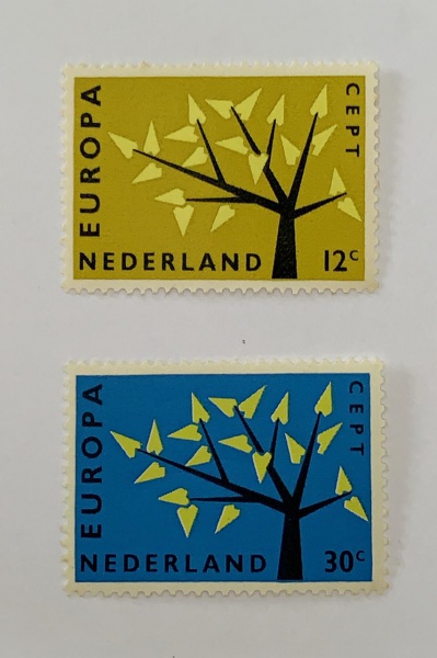 Holanda - num 758/9 - novos - mint NH