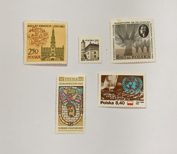 Polônia - num 2238/42 - novos - mint NH - leves pontos de óxido