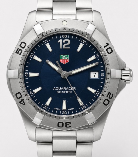 RELÓGIO TAG HEUER AQUARACER. TAMANHO: 39MM. MOVIMENTO: QUARTZ SUÍÇO. CAIXA: EM AÇO. OS RELÓGIOS SÃO VENDIDOS NO ESTADO DE CONSERVAÇÃO QUE SE ENCONTRA. SÃO RELÓGIOS USADOS ONDE É POSSÍVEL VERIFICAR DET