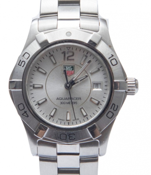 RELÓGIO TAG HEUER AQUARACER LADY. TAMANHO: 28MM. MOVIMENTO: QUARTZ SUÍÇO. CAIXA: EM AÇO. OS RELÓGIOS SÃO VENDIDOS NO ESTADO DE CONSERVAÇÃO QUE SE ENCONTRA. SÃO RELÓGIOS USADOS ONDE É POSSÍVEL VERIFICA