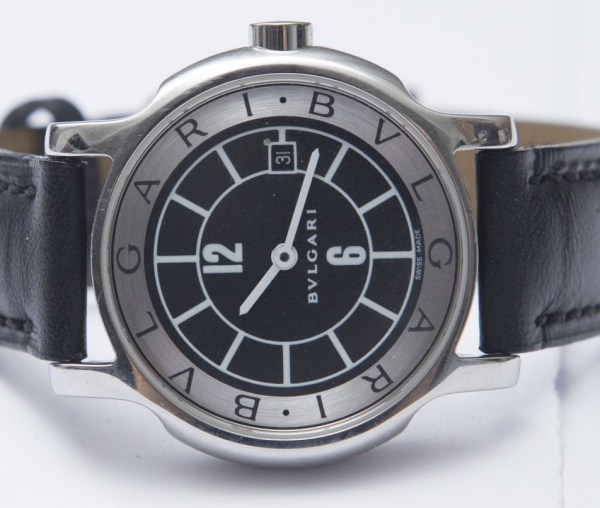 RELÓGIO BVLGARI SOLOTEMPO LADY. TAMANHO: 30MM. MOVIMENTO: QUARTZ SUÍÇO. CAIXA: EM AÇO. OS RELÓGIOS SÃO VENDIDOS NO ESTADO DE CONSERVAÇÃO QUE SE ENCONTRA. SÃO RELÓGIOS USADOS ONDE É POSSÍVEL VERIFICAR