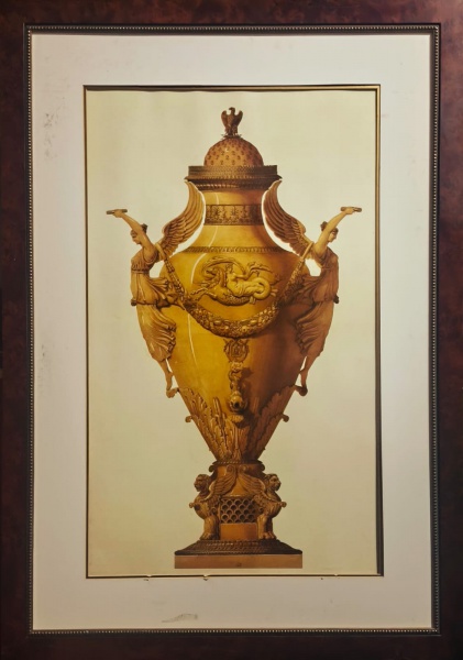 Quadro Decorativo, Representando " Vaso Ornamental ", Com Moldura medindo 105 cm x 74 cm e Medida Interna 77 x 44 cm