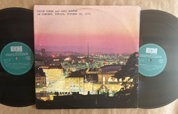 LP: Artista: Chick Corea and Gary Burton / Album: Chick Corea and Gary Burton in oncert - Zurich, Octuber, 1979 | Selo: ECM Records | Cód: 58036/6Capa (VG +): Muito bom: pode conter sinais leves de ma