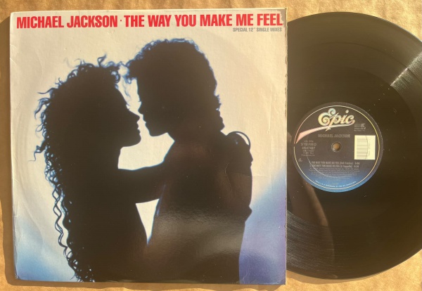LP/ Single Artista: Michael Jackson / Album: The way you make me feel | Selo: Epic | Cód: 49 07487 - Prensagem USACapa (VG +): Muito bom: pode conter sinais leves de manuseio.Vinil (VG +): Vinil em mu