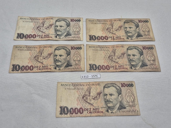 Lote de 5 cédulas de 10.000 Cruzeiro - Vital Brazil.