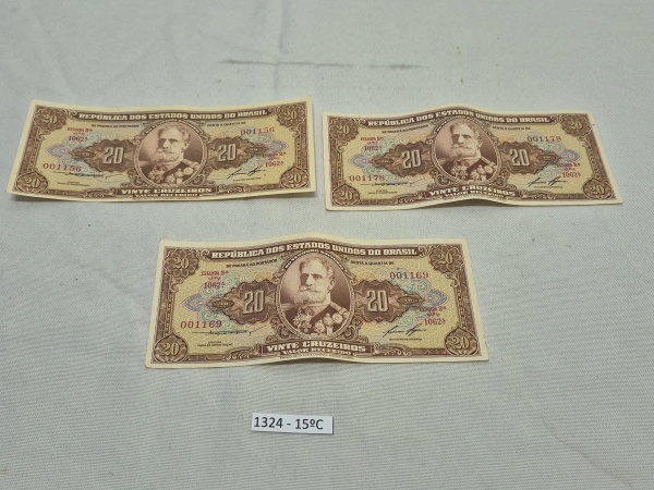 Lote de 3 cédulas Brasileiras de 20 cruzeiros - Marechal Deodoro da Fonseca - década de 40/50.