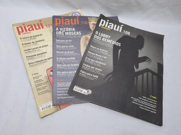 Lote de 3 revistas antigas Piauí, sendo os nº 108, 116 e 121.