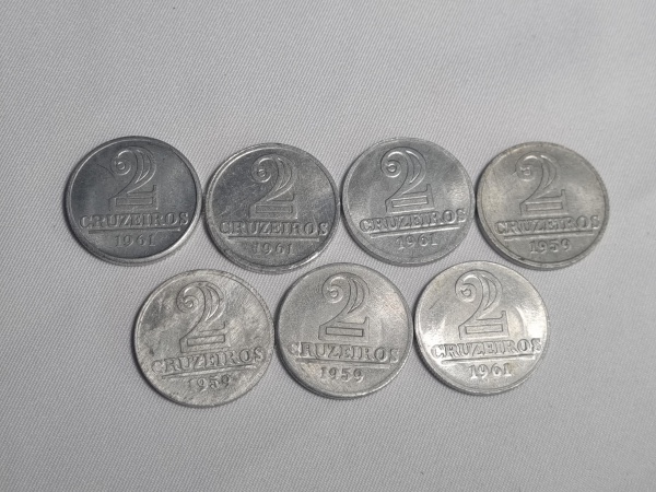 Brasil - 7 Moedas de 2 cruzeiros em alumínio, datado de 1957 à 1961, período Cruzeiro (1942-1986).
