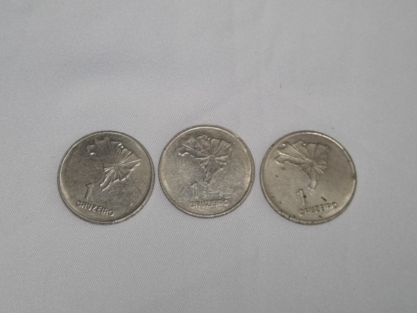 Brasil - 3 Moedas de 1 cruzeiro, datado de 1972, período Cruzeiro (1942-1986), comemorativa "Sesquicentenário da Declaração de Independência".